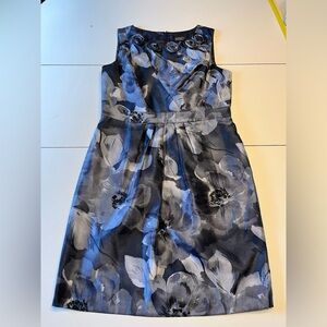 Adrianna Papell size 10 shades of blue gray floral sleeveless zip up dress